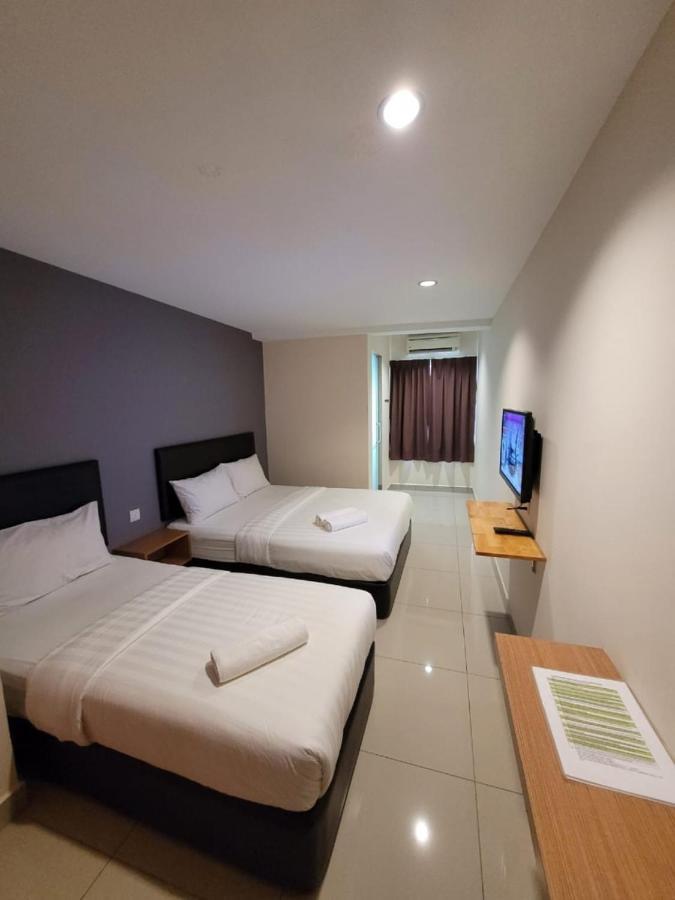 New Eastern Hotel — Photos 2